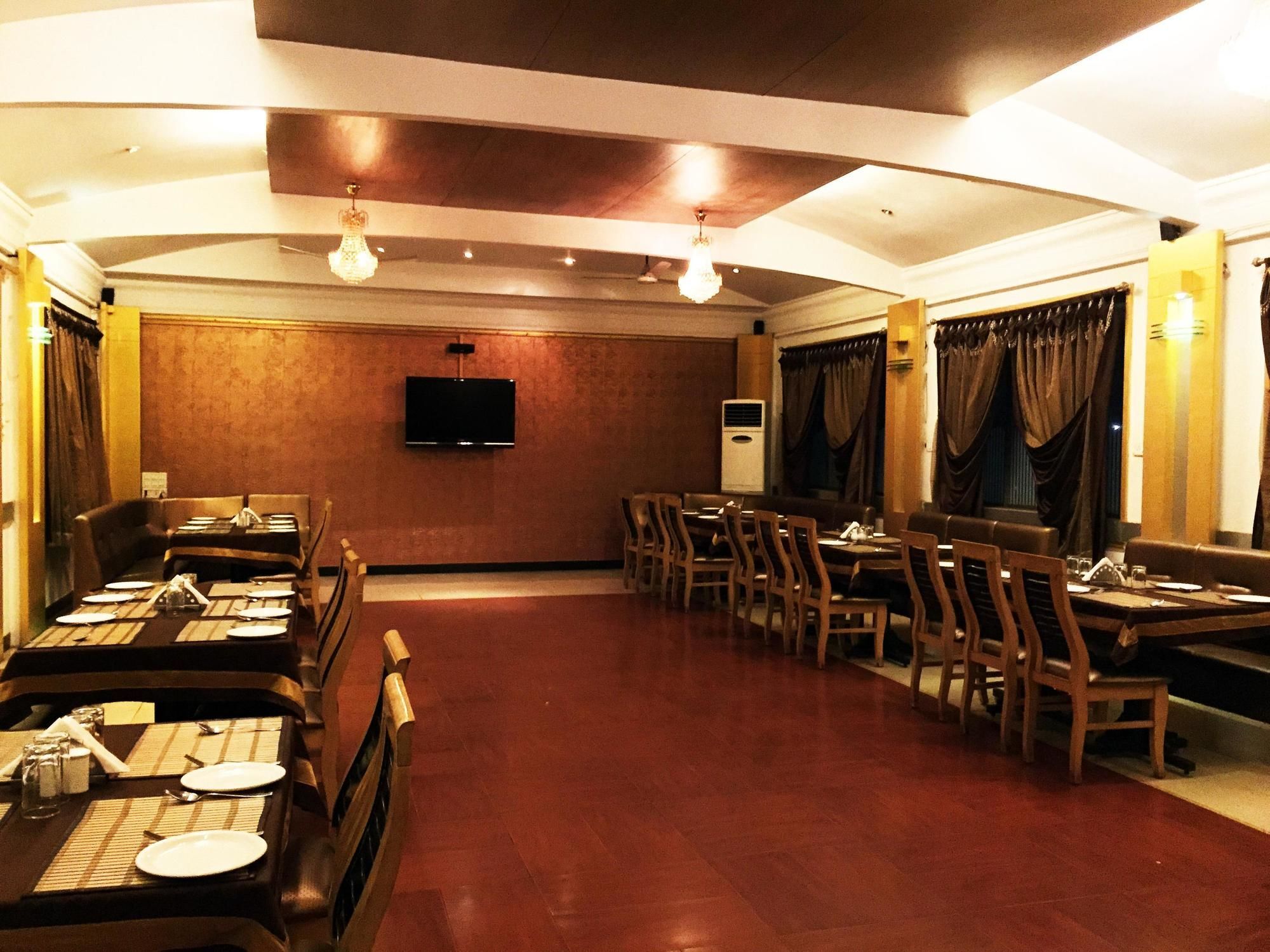 Oyo Rooms Hubli Exterior photo